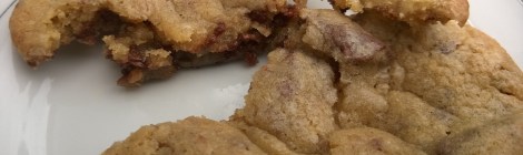 Chocolate almond cookie