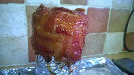 Cooked bacon basket