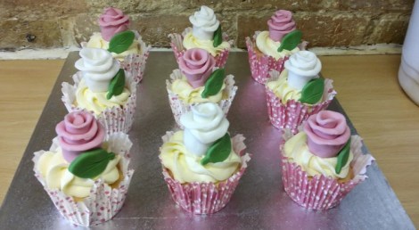 Rose cakes on a cake board